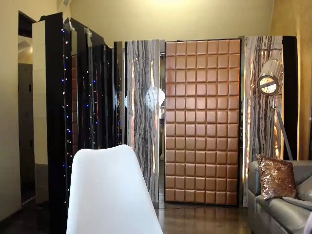 Live sex webcam photo for Pornblondy_ #271021128