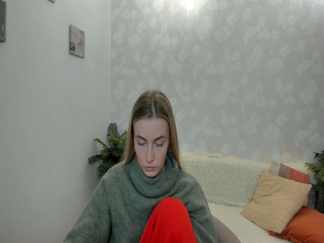 Live sex webcam photo for MissisRexa #271025408