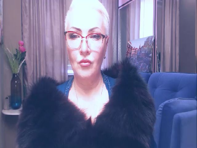 Live sex webcam photo for LadyXAnna #271020947