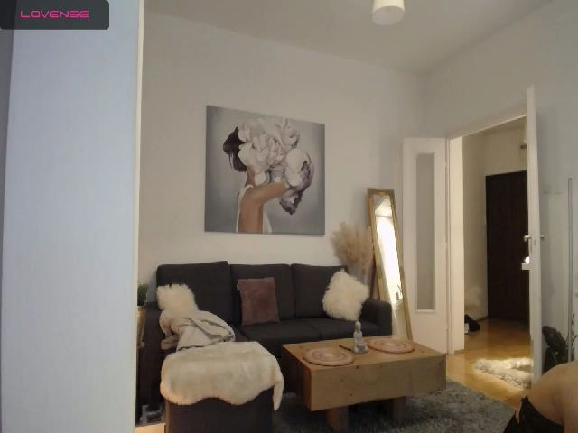 Live sex webcam photo for AstekAngel #271017216