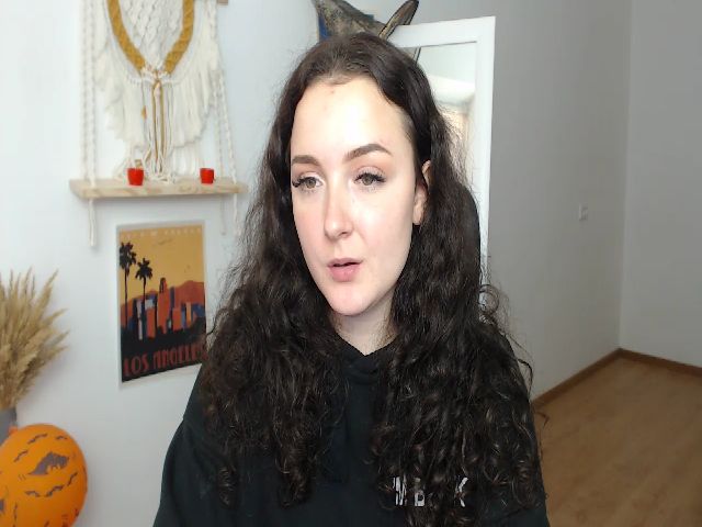 Live sex webcam photo for GloriaSparks #271020482