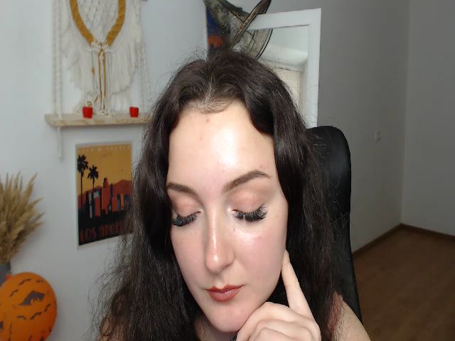 Live sex webcam photo for GloriaSparks #271022872