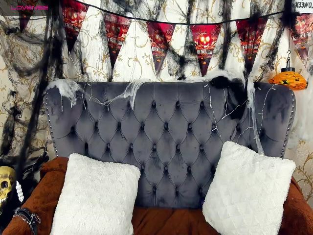 Live sex webcam photo for KeysyRock #271018902