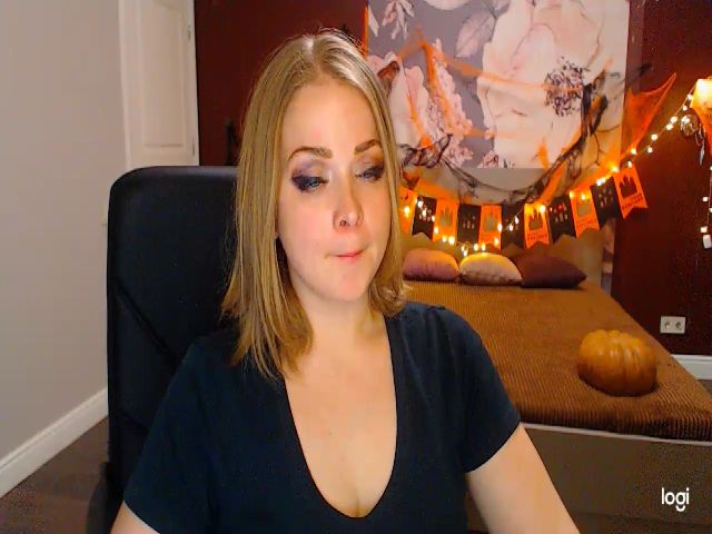 Live sex webcam photo for Nora_Reed #271023004