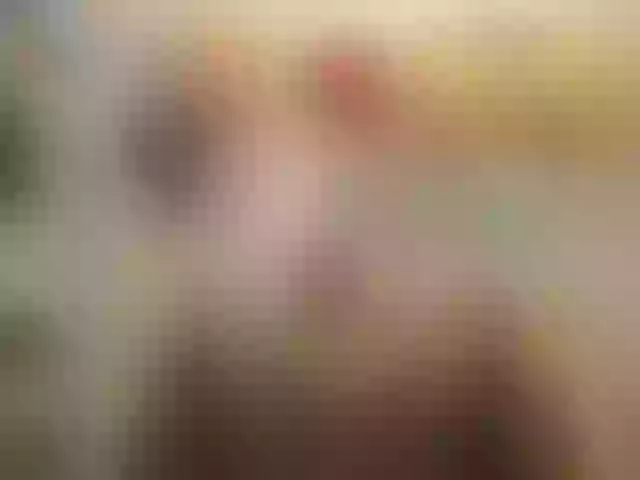 Live sex webcam photo for LeaMoak #271016784