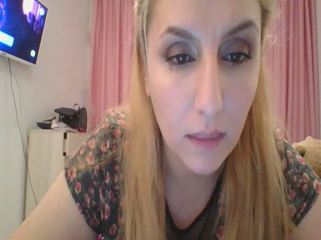 Live sex webcam photo for squirtvicky #271024614