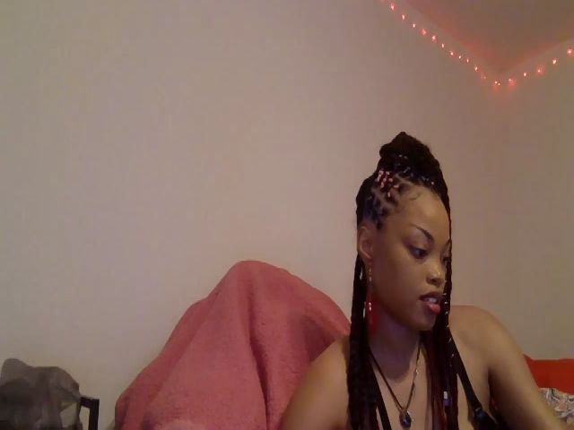 Live sex webcam photo for Exotic_Ebony #271026747
