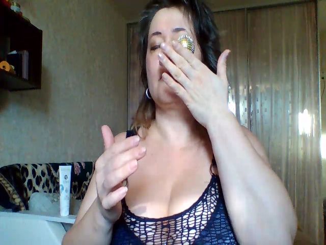 Live sex webcam photo for Huge_nipple8 #271022628