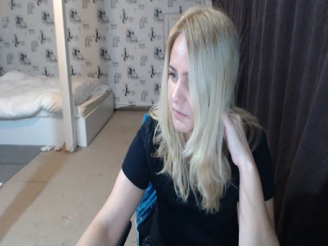 Live sex webcam photo for Sweet_Mady #271023772