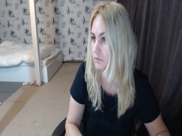 Live sex webcam photo for Sweet_Mady #271026762