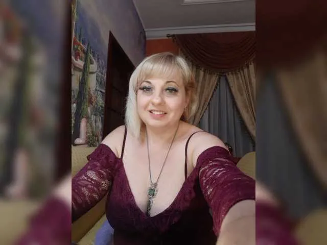 Live sex webcam photo for LanaSwet #271024382