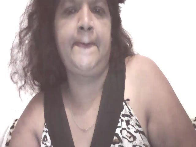 Live sex webcam photo for Indianbarbie3 #271026537