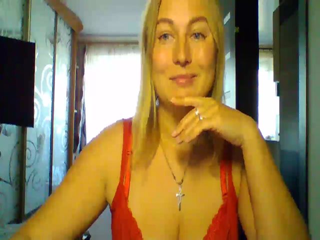 Live sex webcam photo for Cutecarolinaa #271020758