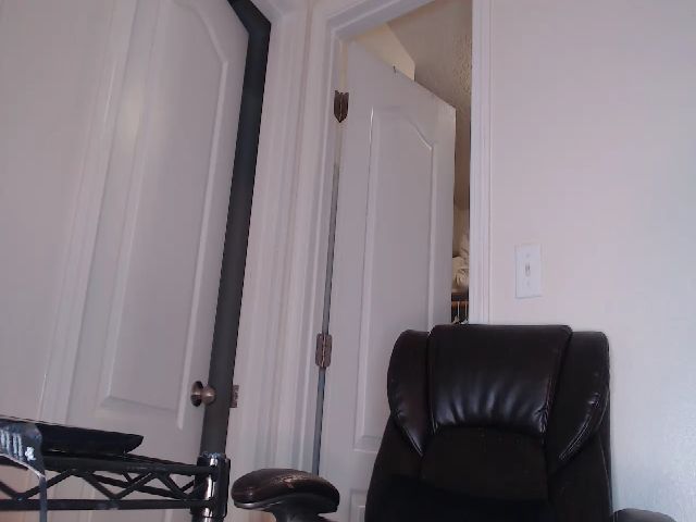 Live sex webcam photo for YourDayydream #271022775