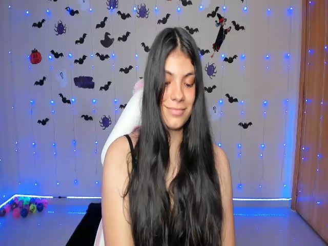 Live sex webcam photo for miss_keane #271027326