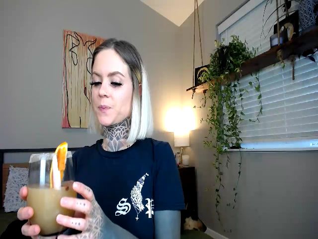 Live sex webcam photo for ViVerdure #271017297