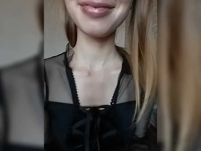 Live sex webcam photo for Alisacat8 #271016514
