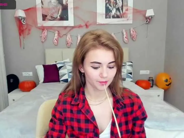 Live sex webcam photo for LiliDanger #271024464