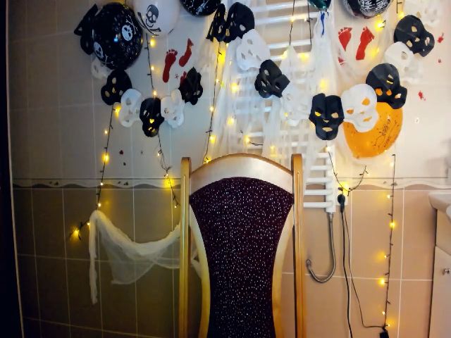 Live sex webcam photo for HannaLismont #271018043