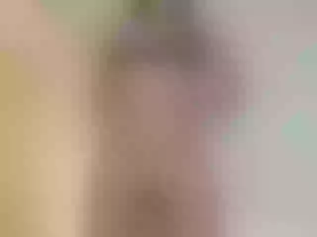 Live sex webcam photo for milf-skinny #271021817