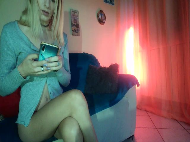 Live sex webcam photo for Shylollipop #271019249