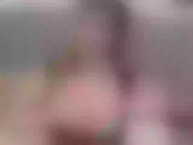 Live sex webcam photo for SuaveGia #271033396