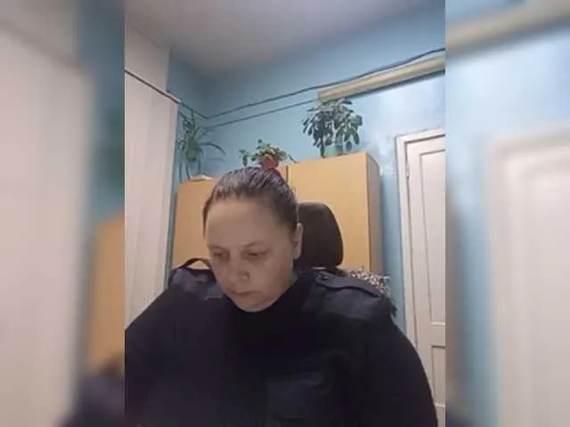 Live sex webcam photo for RealWitch #271037987