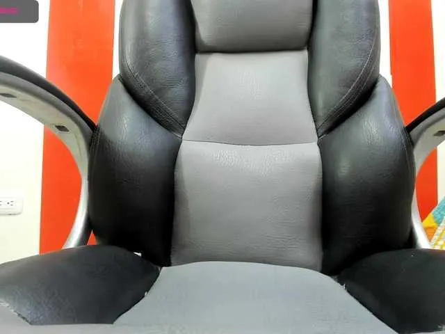 Live sex webcam photo for kherlyx #271034504