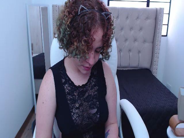 Live sex webcam photo for Tattiana_love #271040822