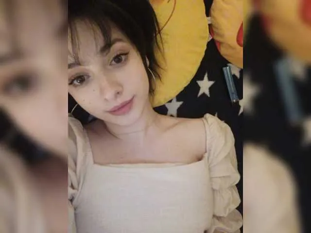 Live sex webcam photo for Shel-inna #271027638