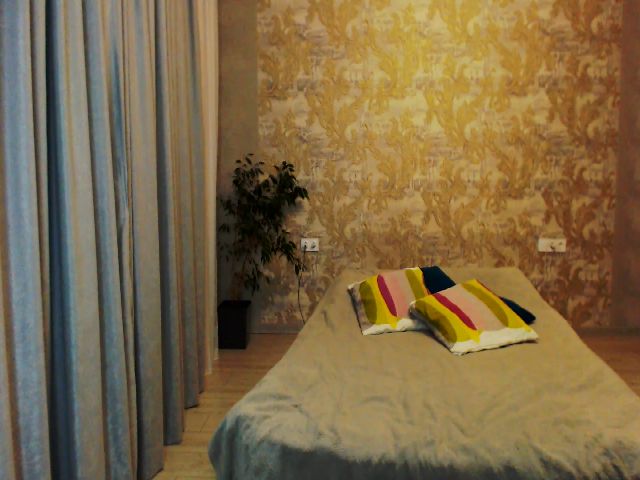 Live sex webcam photo for Black_Pear1 #271036738