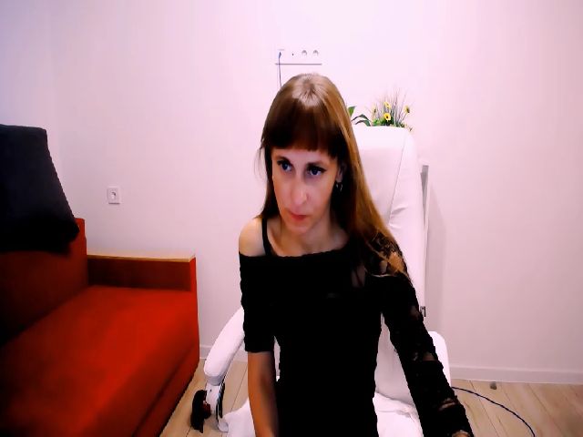 Live sex webcam photo for Viktoria_Vi #271030383