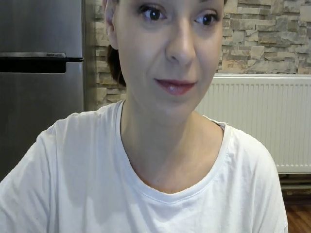 Live sex webcam photo for Velicious7 #271028638