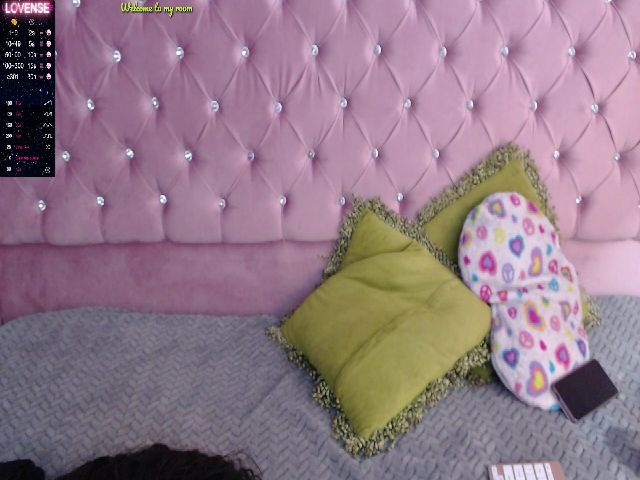 Live sex webcam photo for Valeriafiery #271036047