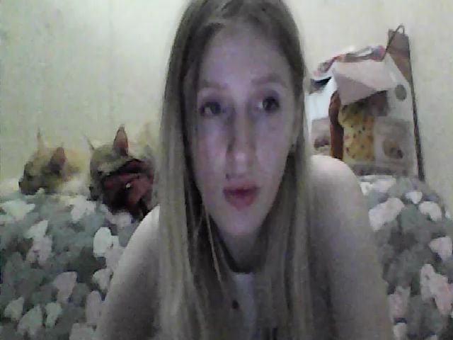 Live sex webcam photo for GuiltyKitty #271037391