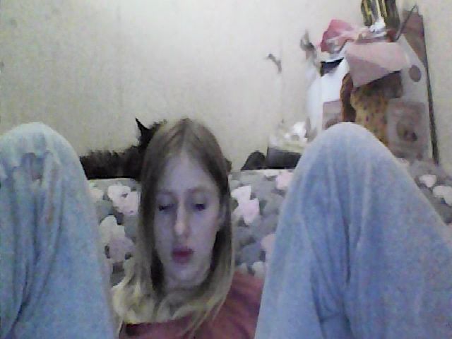 Live sex webcam photo for GuiltyKitty #271041624