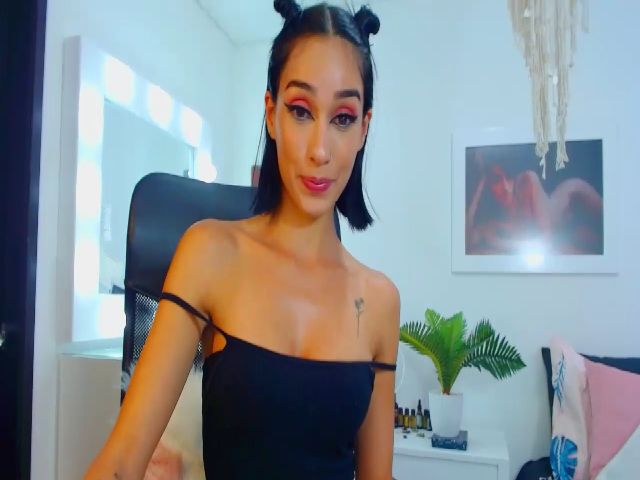 Live sex webcam photo for Liz_steele #271041107