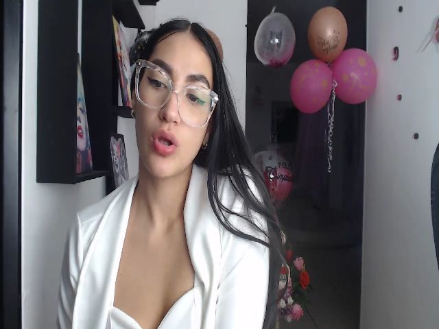 Live sex webcam photo for Mandy_berry1 #271032885