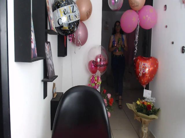 Live sex webcam photo for Mandy_berry1 #271041695