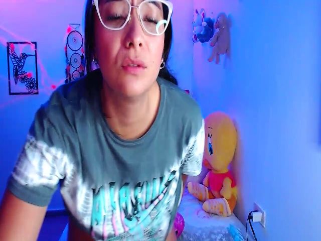 Live sex webcam photo for Julieta_art #271028727