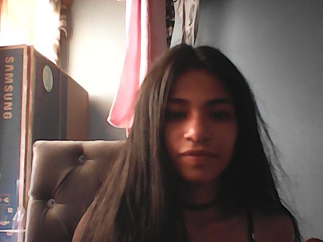 Live sex webcam photo for Latinangel1_ #271037274
