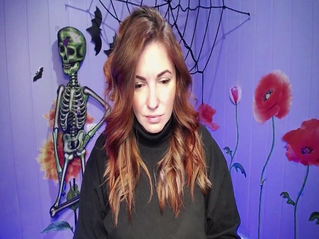 Live sex webcam photo for X_Selin_X #271032373
