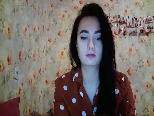 Live sex webcam photo for lolly_hollyy #271035033