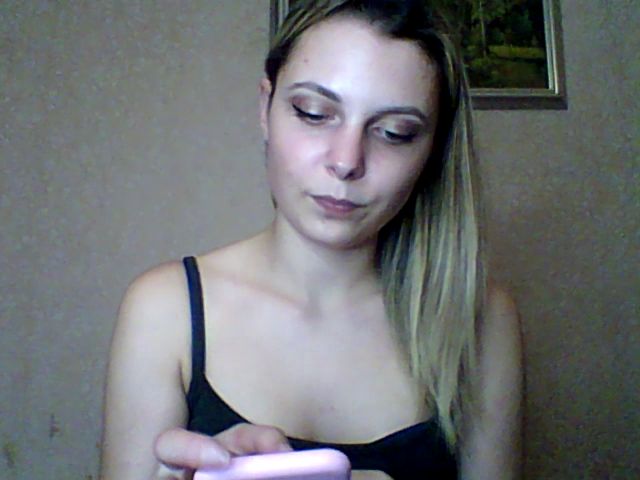 Live sex webcam photo for BreeAngel #271036233