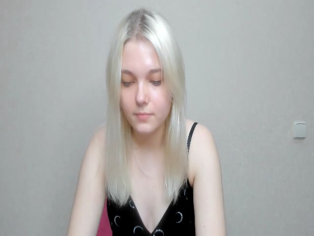 Live sex webcam photo for Liliagold #271036919