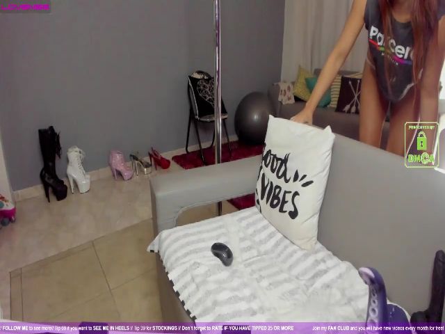 Live sex webcam photo for Martina_Tina #271036999