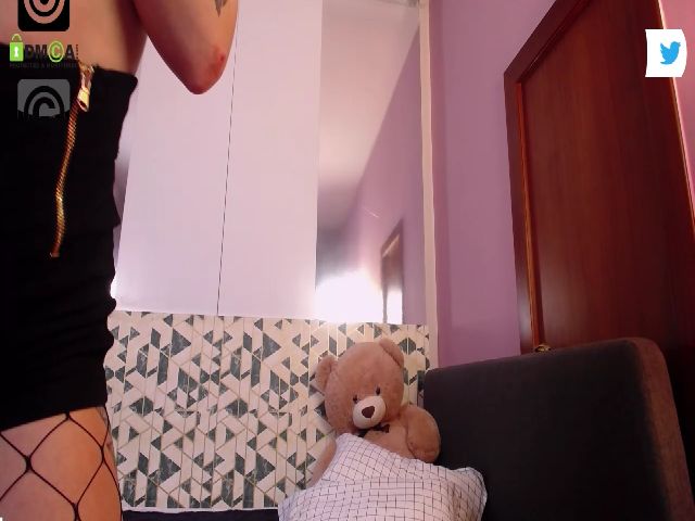 Live sex webcam photo for RaniaVibes #271040168