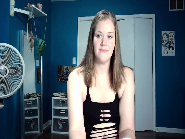 Live sex webcam photo for Lisa_Lux #271036217