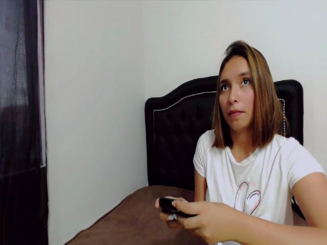 Live sex webcam photo for Good_girl4u1 #271039281