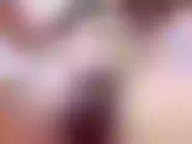 Live sex webcam photo for KatieNolan #271037679